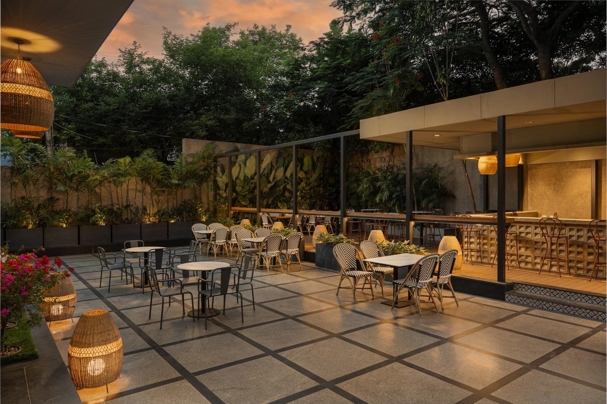 Grand Mercure Bangalore - An Accor Brand Exteriör bild