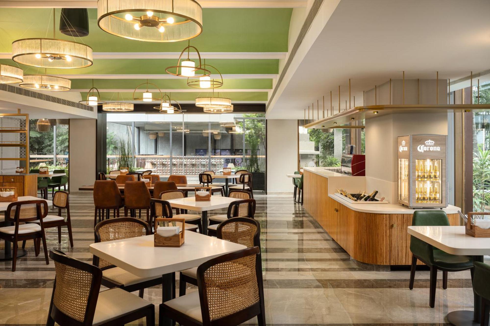 Grand Mercure Bangalore - An Accor Brand Exteriör bild