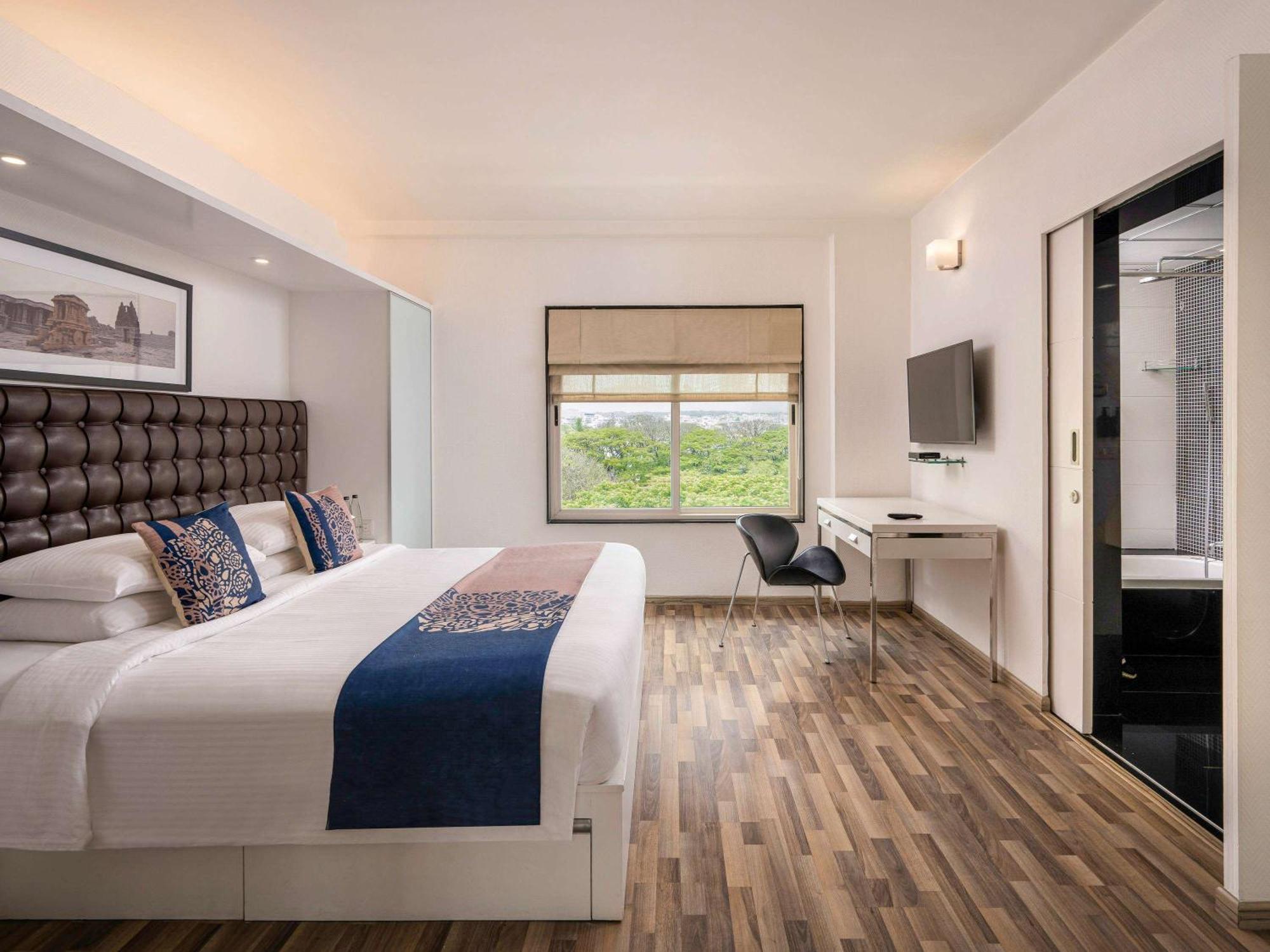 Grand Mercure Bangalore - An Accor Brand Exteriör bild