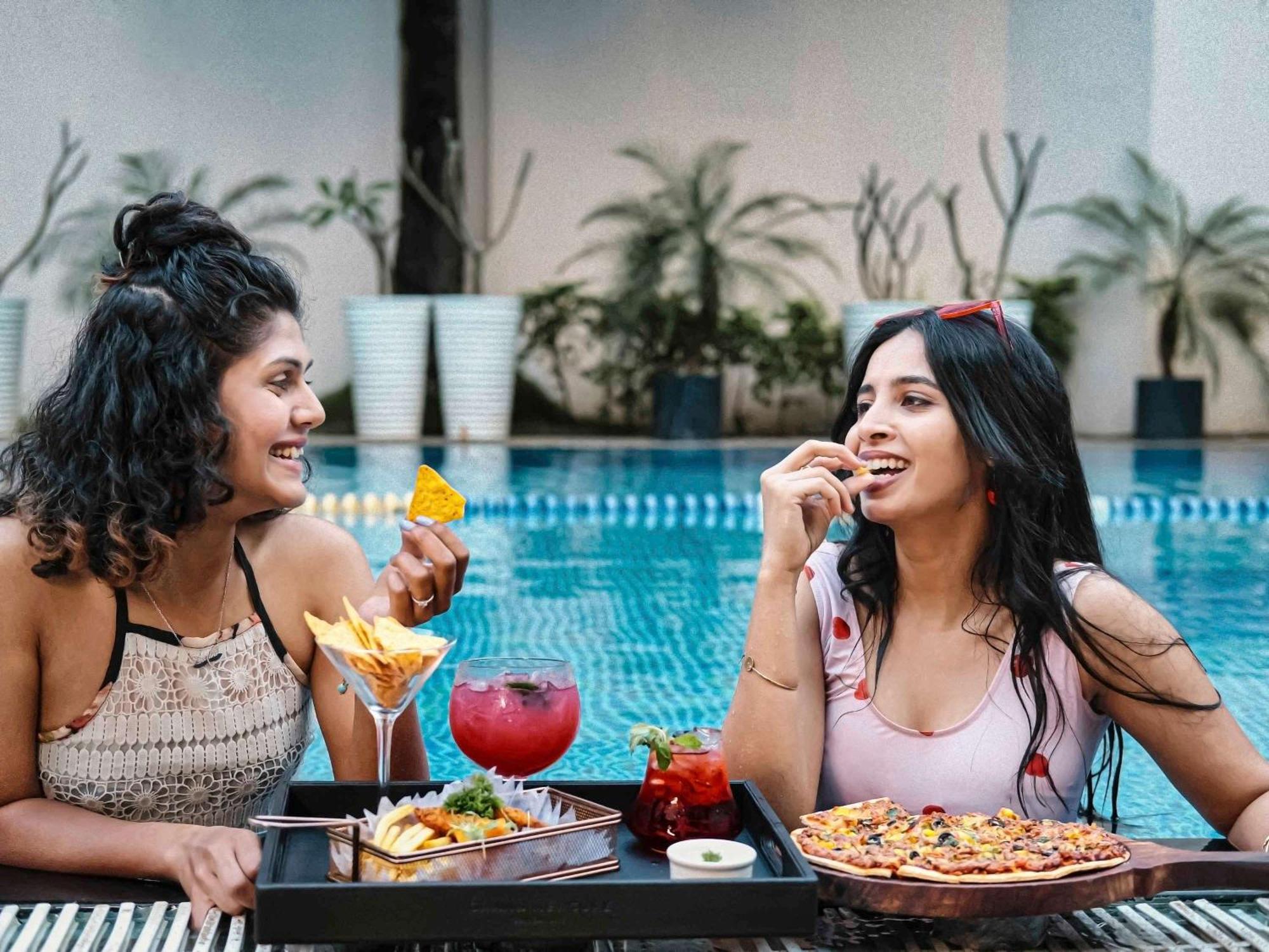 Grand Mercure Bangalore - An Accor Brand Exteriör bild