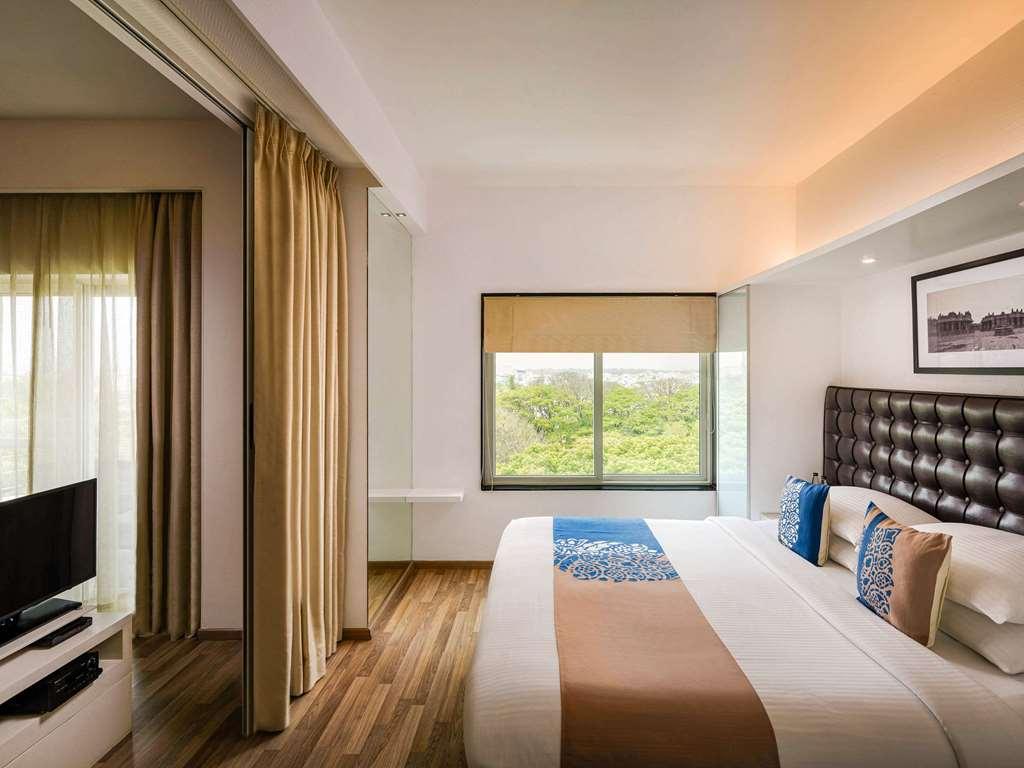 Grand Mercure Bangalore - An Accor Brand Rum bild